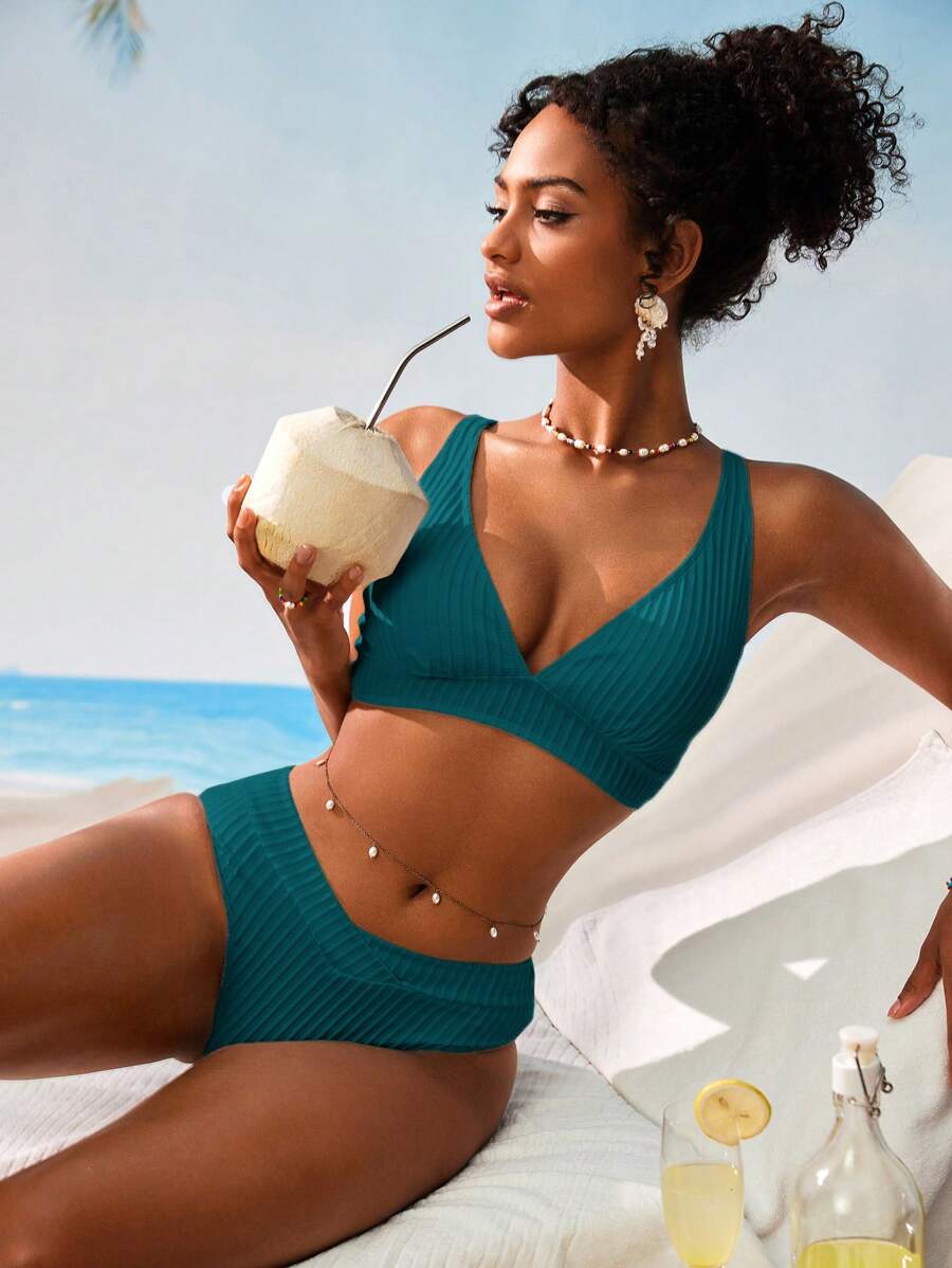 Alena | Bikini Küstenvielfalt