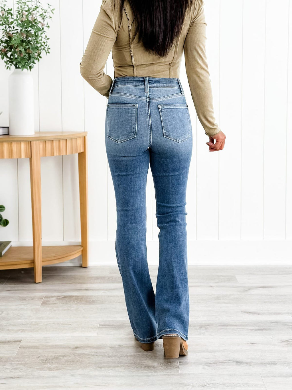 Jennie | Jeans Bootcut z kontrolą brzucha