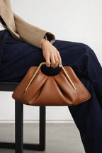 La Courbe Clutch