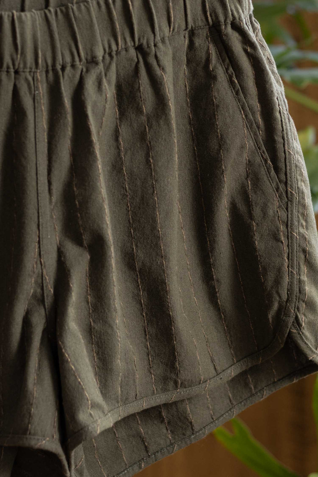 Luca Track Short / Oliwkowy Pasek
