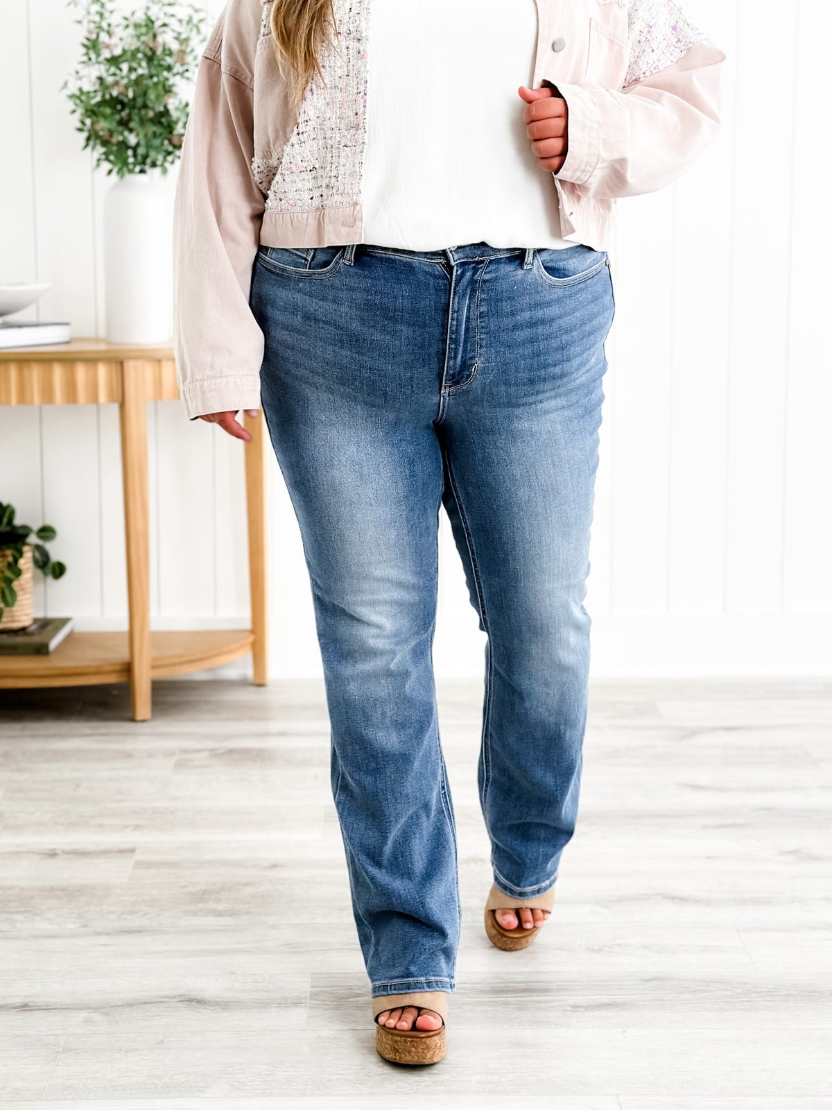 Jennie | Jeans Bootcut z kontrolą brzucha