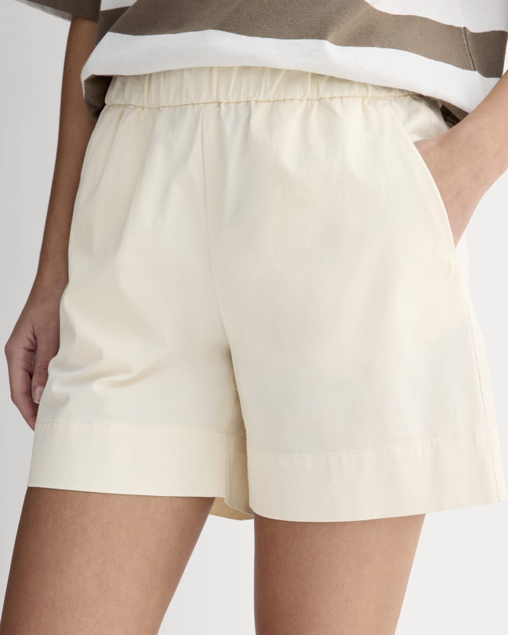 Easy Short | Canvas